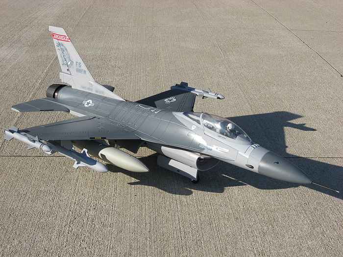 F-16C จากค่าย LXmodel